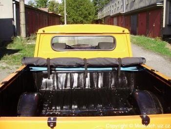 Iž 2715