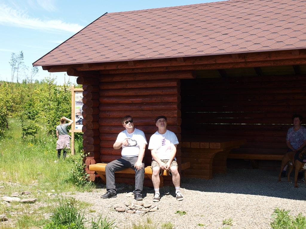070.JPG