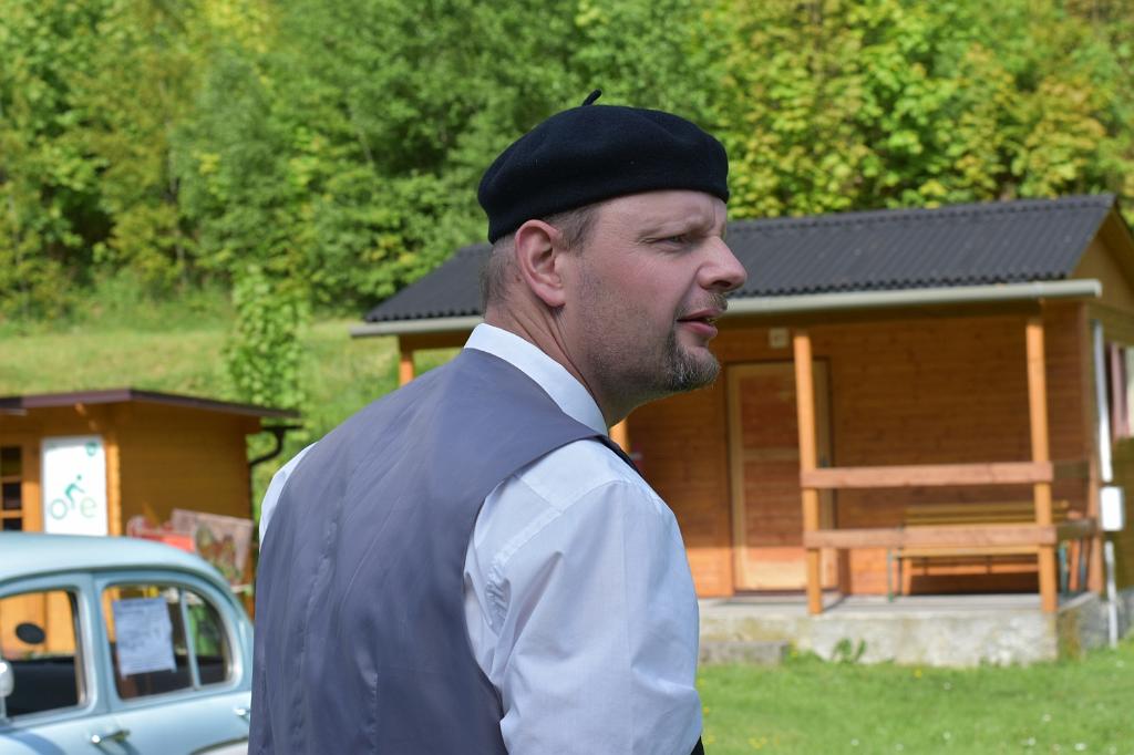 137.JPG