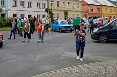 200