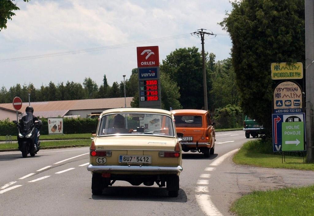 060.jpg